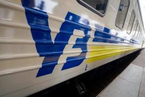Усиленная дезинфекция: в "Укрзализныце" рассказали о нововведениях в поездах
