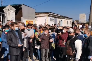 Местная власть ничего не решает: Лисичанские предприниматели отправились к Гайдаю решать вопрос с открытием рынков