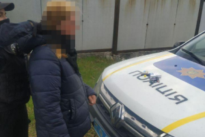 В Лисичанске патрульные по "горячим следам" разыскали воровку