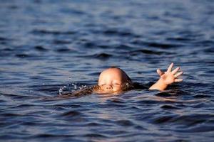 В Донецкой области в водоеме утонул 4-летний ребенок