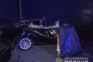 На Днепропетровщине в ДТП погибли 3 человека, еще 4 - пострадали