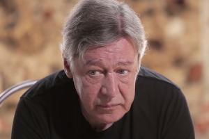 "Не знаю, как дальше жить": Устроивший смертельное ДТП Ефремов записал видеообращение