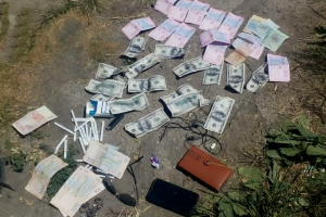 Угрожали физической расправой: на Луганщине правоохранители задержали вымогателей