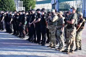 У Лисичанську правоохоронці провели відпрацювання: у поліції повідомили про результати