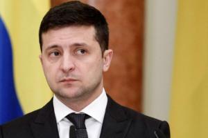 "Одни несчастья": Украинцы просят вместо официальных визитов Зеленского использовать его голограмму