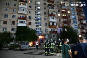 У Рубіжному спецпризначенці штурмували квартиру, де чоловік погрожував влаштувати вибух