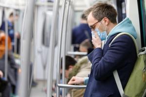 Надежда на коллективный иммунитет: В КПИ сделали прогноз, как будет протекать эпидемия COVID-19 в Украине
