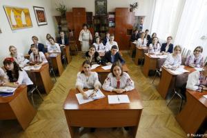 Учебный год начнется в условиях адаптивного карантина: все ли школы Украины будут работать