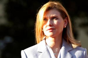 "Никаких симптомов, а через два-три дня - пневмония и капельницы": Зеленская рассказала, как болела COVID-19