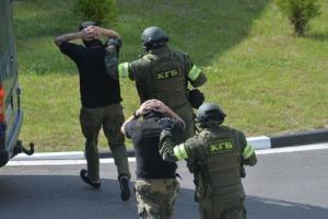Білорусь віддала затриманих "вагнерівців" Росії: у Зеленського відреагували