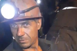 На Львовщине продолжается подземная шахтерская забастовка: жены горняков готовы перекрывать магистрали