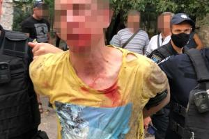В Днепре мужчина бросил гранату в сторону людей, есть раненые