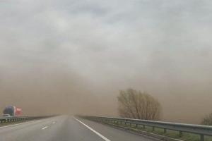 У Луганській області прогнозуються пилові бурі