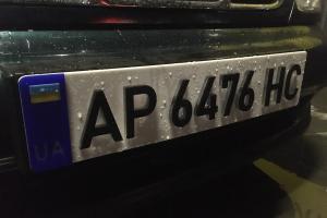 Модно, но незаконно: украинским автолюбителям грозят штрафы за 3D-номера