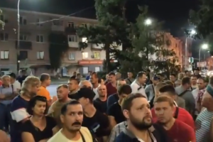 Кривий Ріг охопили шахтарські протести: сотні гірників страйкують під землею, на поверхні розбивають намети
