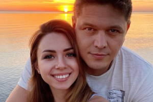 От эвакуации до любви: Глава миграционной службы и "девушка с собачкой" из Уханя рассекретили свои отношения