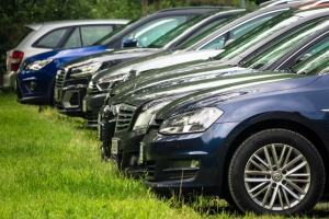 Власників деяких авто в Україні хочуть змусити платити податок: кому не пощастить