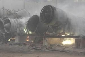 У Луганську згоріли цехи авіаремонтного заводу