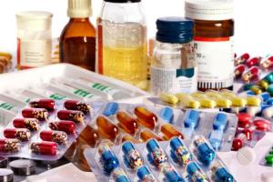 Зеленский подписал закон об электронной розничной торговле лекарствами