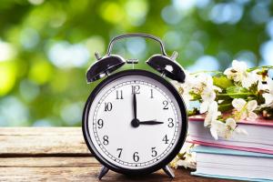 "Слуги народа" хотят отменить перевод часов