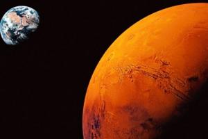 Марс приблизился к Земле на минимальное расстояние впервые за 15 лет