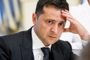 Зеленского просят досрочно завершить "апокалиптический" 2020 год