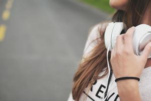 Tunes – идеальная платформа для тех, кто ищет новую и оригинальную музыку