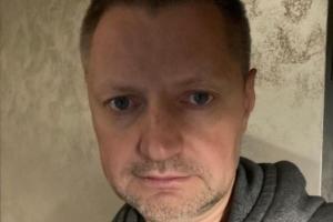 Журналист, который привился российской вакциной от коронавируса, заболел COVID-19