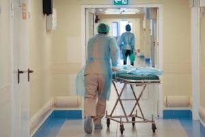 Эпидситуация на Луганщине: Гайдай предложил врачам добровольно поработать с ковидными больными