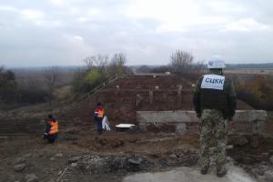 На Донбассе восстанавливают мост и завершают обустройство КПВВ "Золотое" и "Счастье"