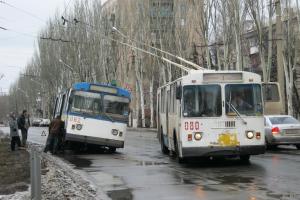 "Дайте Лисичанску новые троллейбусы": жители города требуют модернизации общественного транспорта