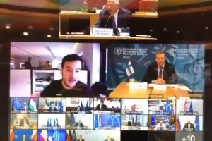 Журналіст увірвався в секретну відеоконференцію міністрів оборони ЄС
