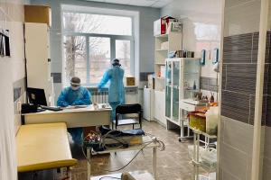 Реалії боротьби з COVID-19: лікарні Луганщини не фінансуються і недоукомплектовані медперсоналом