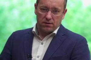 Депутат на заседании Верховной Рады просматривал интимные фото обнаженной девушки