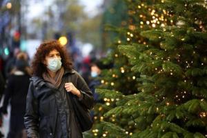 Локдаун в Украине: Шмыгаль сообщил, что могут запретить в январе