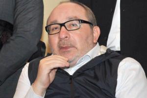 Самолет с телом Кернеса прилетел в Харьков