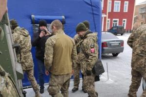 Окупанти віддали Україні полоненого молодшого сержанта ЗСУ