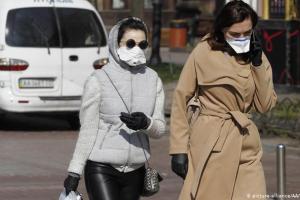 Миссия МВФ, мутация коронавируса и пленение бойца ВСУ боевиками: главные новости Украины за 21 декабря