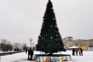 У Лисичанську 19 грудня відкриють міські ялинки: анонс заходів