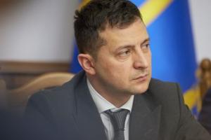 Зеленський доручив перевірити відповідність тарифів на газ та опалення в регіонах України