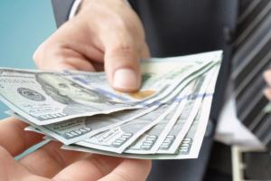 На Луганщине за взятку в 500 тысяч гривен начальника Госгеокадастра приговорили к 9,5 годам за решеткой