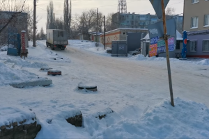 Дороги - лід: У Лисичанську і регіоні зима стала справжнім випробуванням для водіїв