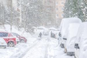 Засніжить і приморозить: в Україні очікується зміна погоди