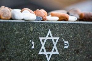 В Украине будут чтить День памяти украинцев, которые спасали евреев во время Второй мировой войны