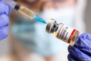В Україні запустять сайт для запису на вакцинацію від COVID-19