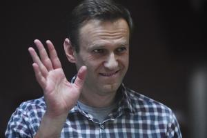 Российского оппозиционера Навального доставили в колонию