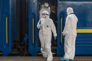 "Укрзализныця" остановит посадку и высадку пассажиров в двух областях Украины