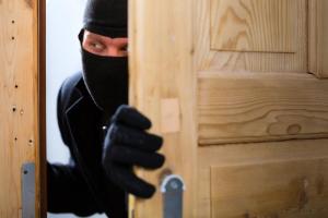 В Северодонецке серийный вор ограбил 7 квартир, - полиция