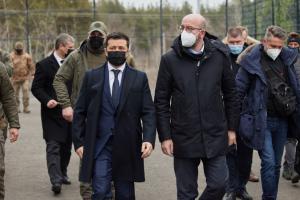 Зеленський та Мішель побували на КПВВ "Щастя" на Луганщині