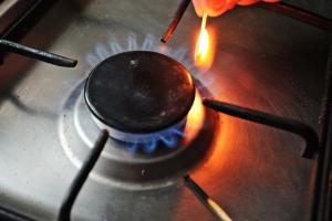 Українці платять за доставку, якої немає: Депутати вважають, що ціну газу можна зменшити на 60%